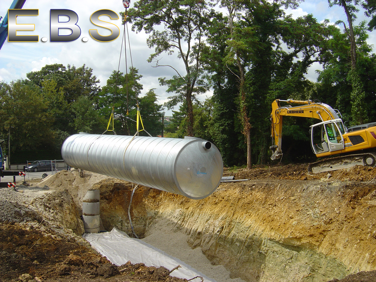 travaux d'installation d'un tubosider récuparateur d'eaux de pluie